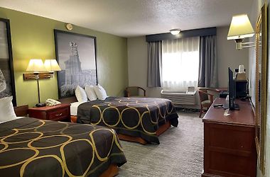 https://super-8-amarillo-central-tx-hotel.hotelmix.co.uk/data/Photos/380x250/12760/1276049/1276049857/Super-8-By-Wyndham-Amarillo-Central-Tx-Exterior.JPEG